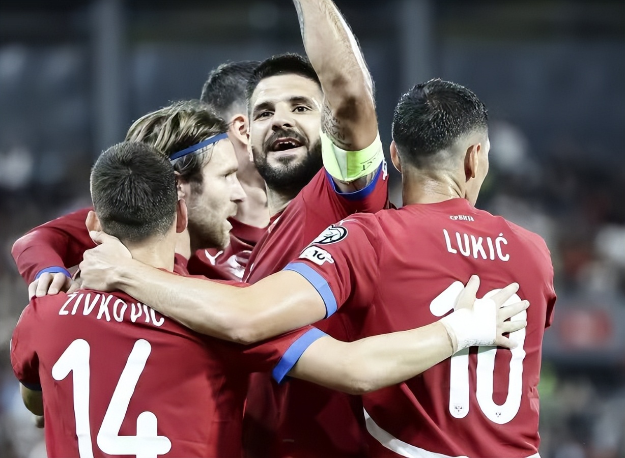 荷兰队在欧预赛中迎来了一场关键的胜利