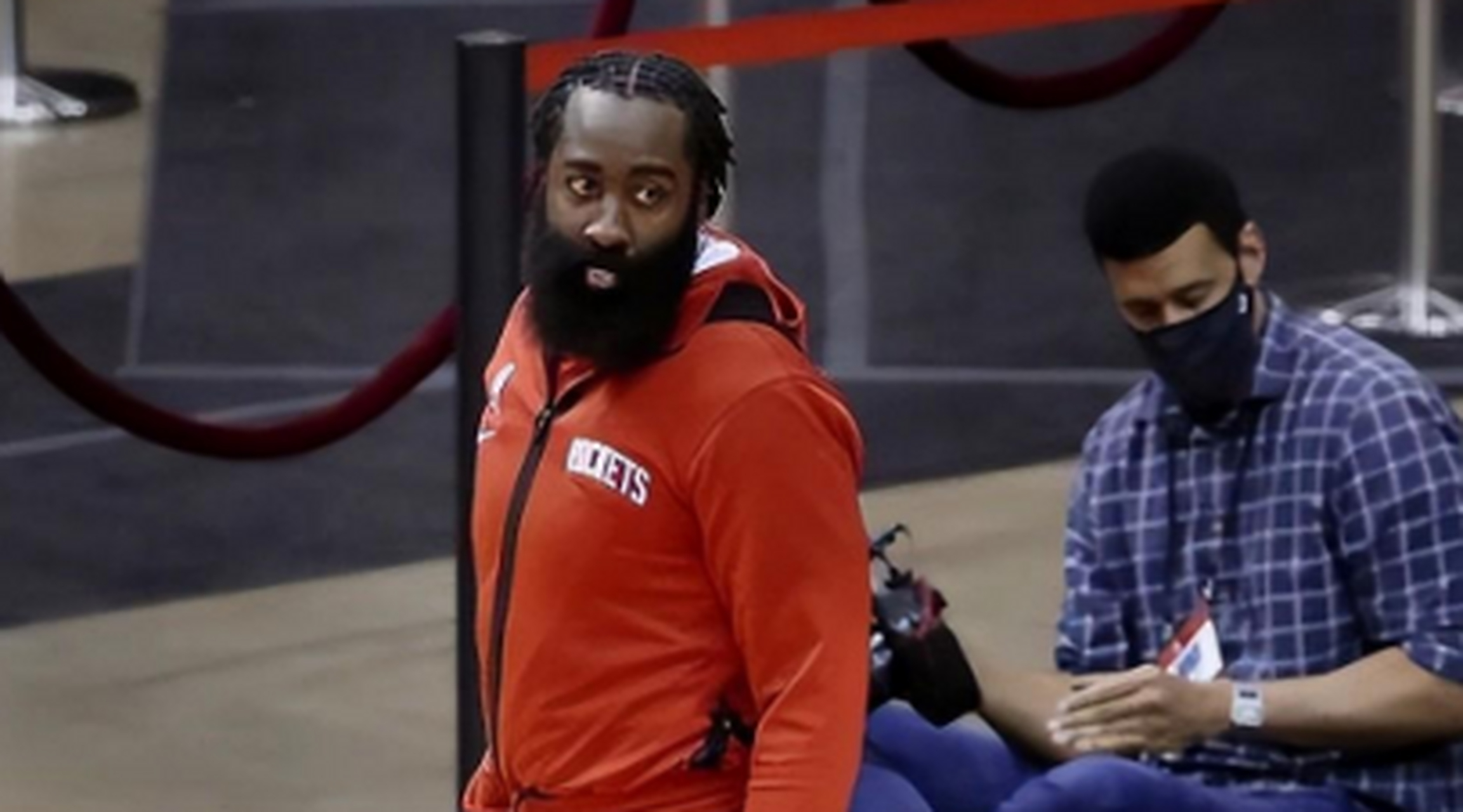 火箭逆转雄鹿，哈登贡献33分