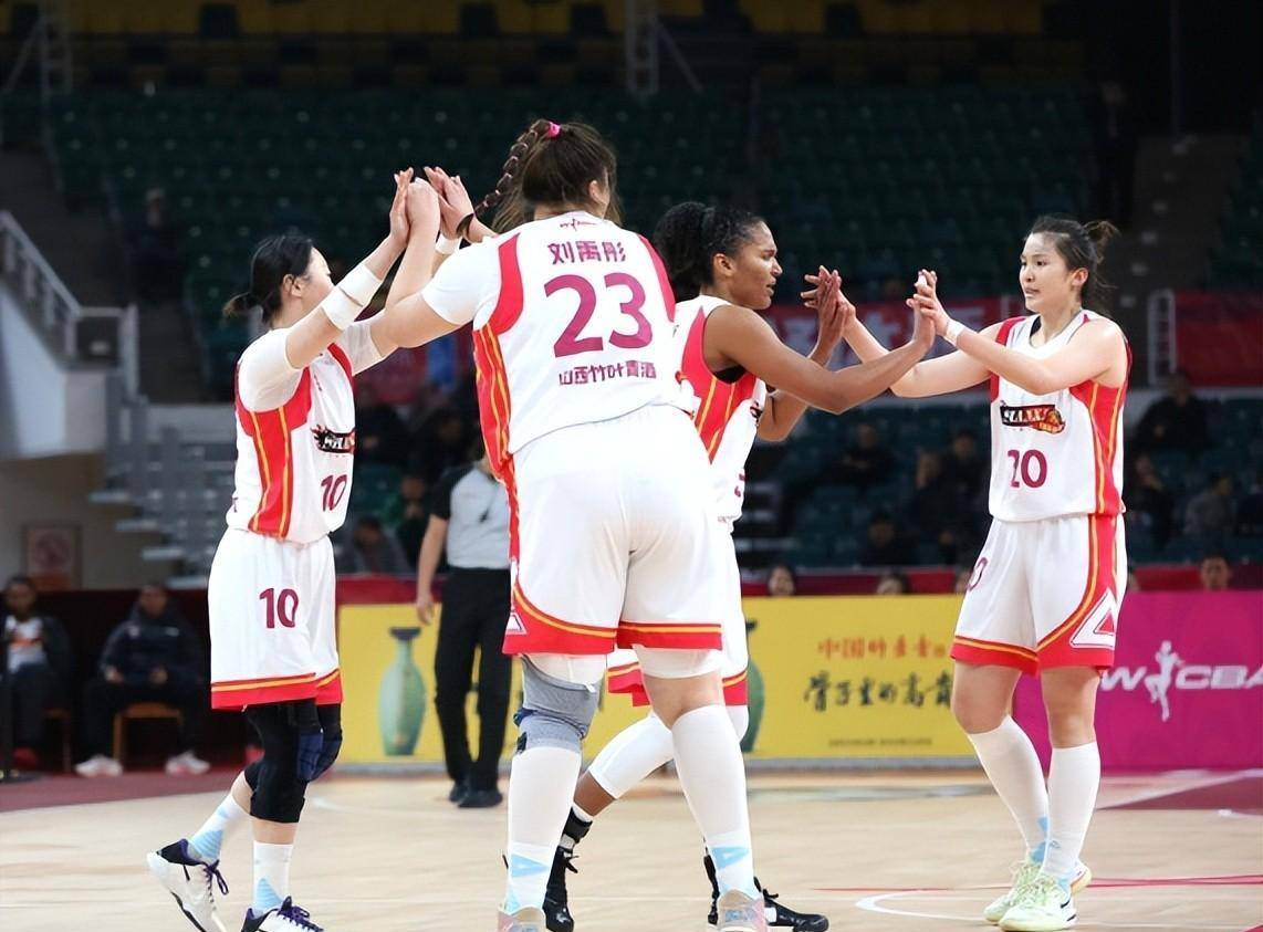 北京首钢队在比赛中展现出色发挥 北京首钢队在比赛中展现出色发挥