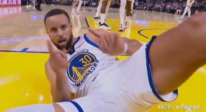 勇士险胜湖人，库里砍下40+成绩的简单介绍