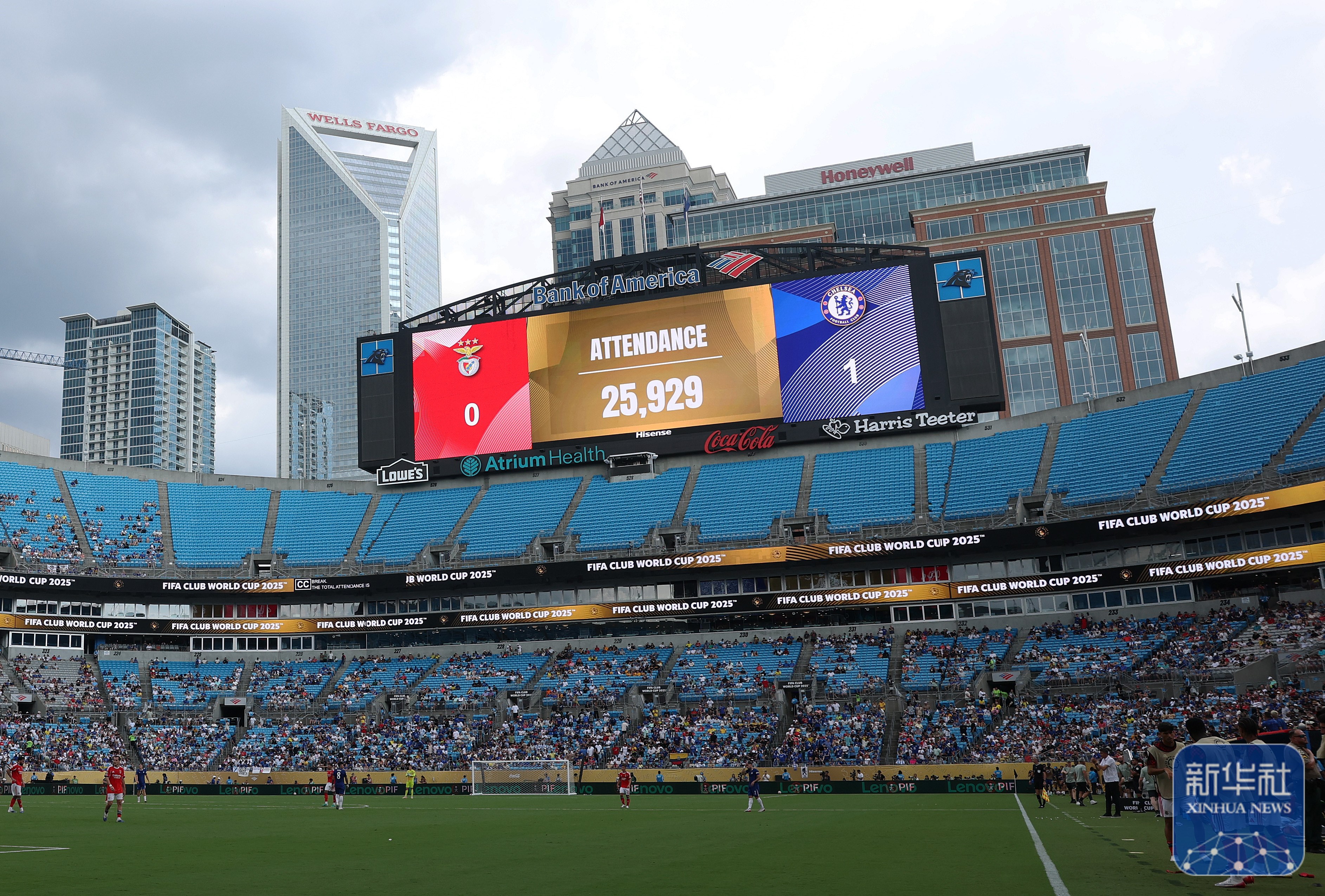 包含切尔西主场胜利，积分榜第八的词条